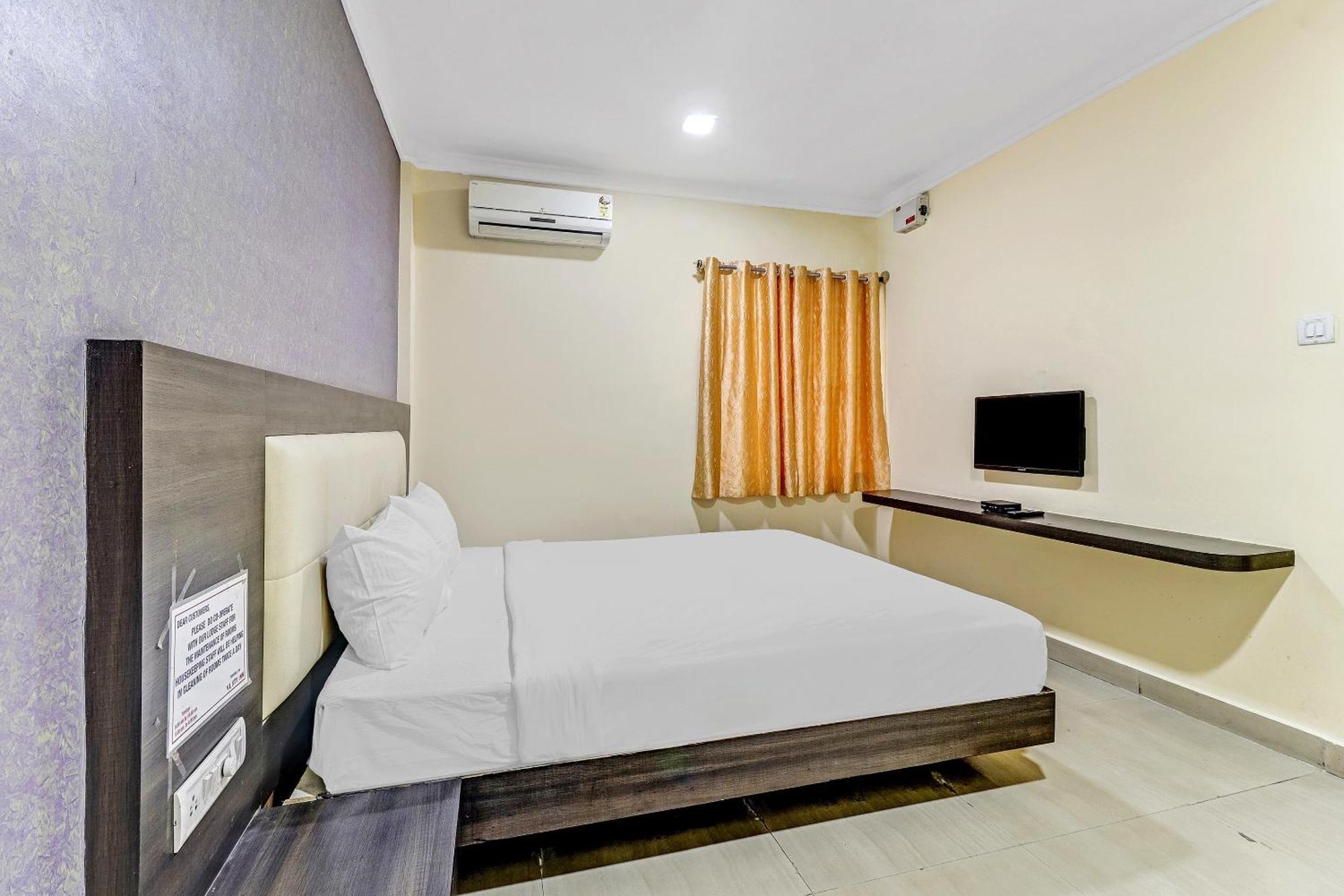 Hotel Collection O Vijaya Lakshmi Residency Near Ragigudda Sri Prasanna Anjaneyaswamy Temple Bengaluru Zewnętrze zdjęcie